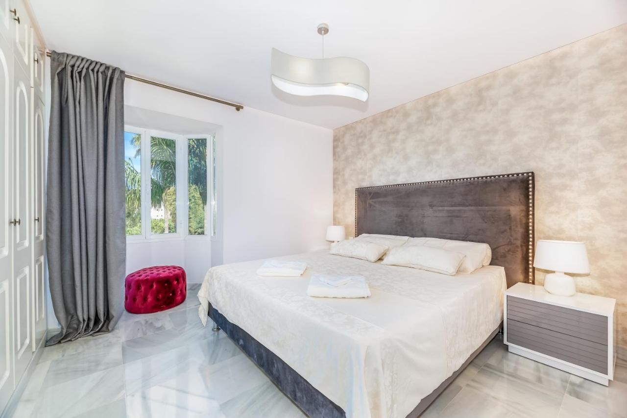 Вілла Luxury Townhouse Golden Mile Марбелья Екстер'єр фото