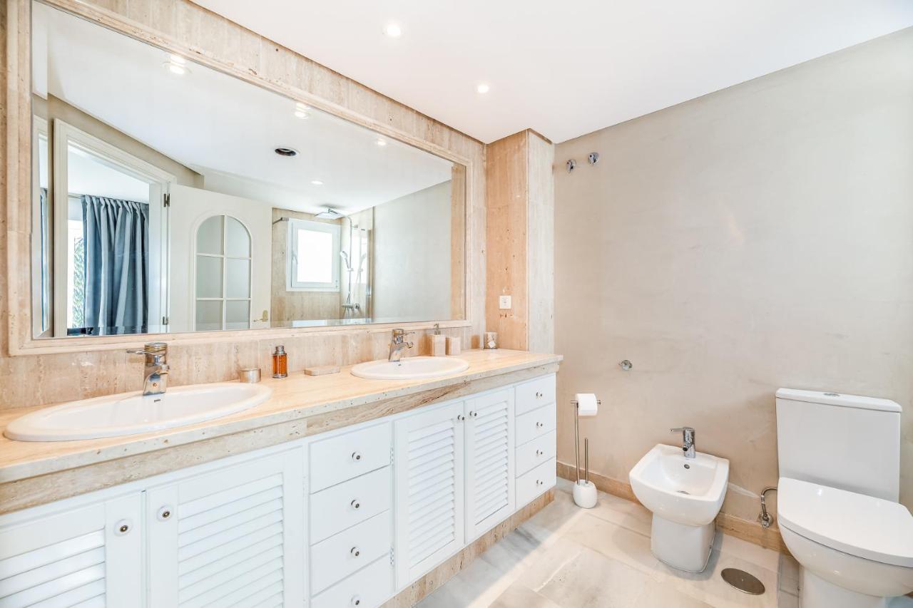 Вілла Luxury Townhouse Golden Mile Марбелья Екстер'єр фото