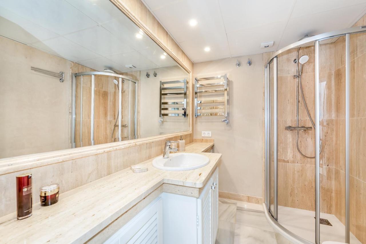Вілла Luxury Townhouse Golden Mile Марбелья Екстер'єр фото