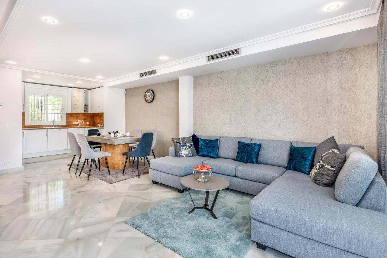 Вілла Luxury Townhouse Golden Mile Марбелья Екстер'єр фото